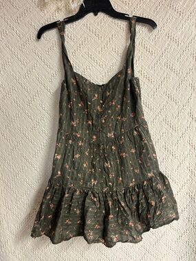 American Eagle Outfitters Olive Green Floral Sleeveless Romper